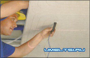 Подвесной потолок своими руками из гипсовых панелей Подвесной потолок своими руками из гипсовых панелей