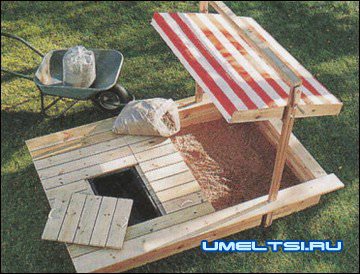 Песочница своими руками с крышкой и резервуаром для воды Песочница своими руками с крышкой и резервуаром для воды