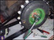 Устанавливаются ведущее колесо с зацепами, Устанавливаются ведущее колесо с зацепами,