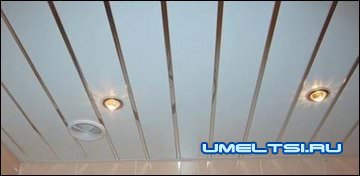 Отделка потолка в ванной и на кухне