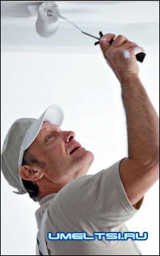 Отделка потолка в ванной и на кухне