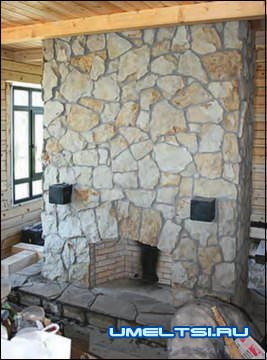 Облицовка завершена, остаётся установить на место полку. Облицовка завершена, остаётся установить на место полку.