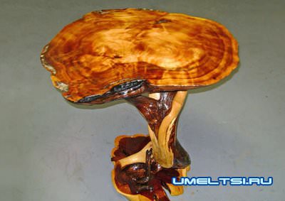 готовый столик из коряги и пня готовый столик из коряги и пня