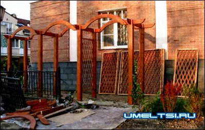 Деревянная пергола строим шаг за шагом Деревянная пергола строим шаг за шагом