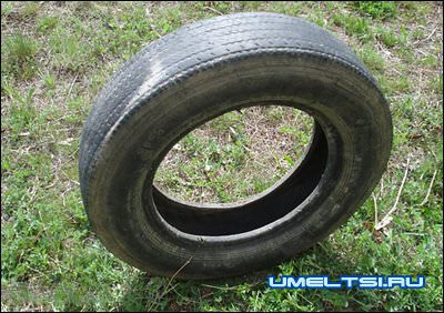 Попугай из покрышки