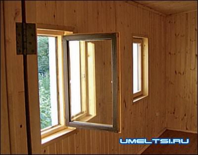 изнутри обшили вагонкой