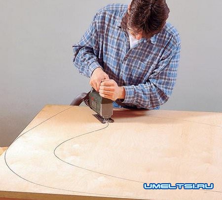 Вырезаем боковушки основы кресла Вырезаем боковушки основы кресла