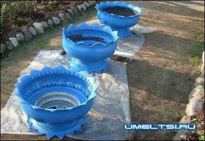 клумба из покрышек