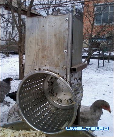 Самодельная ручная корморезка своими руками Самодельная ручная корморезка своими руками