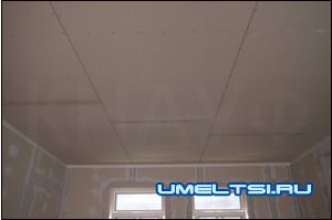 необходимо зашпаклевать швы