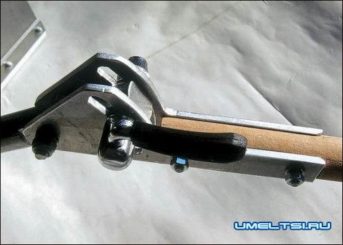 Скребок для снега своими руками фото