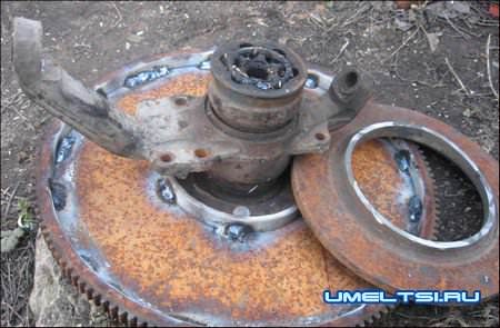 Бетономешалка своими руками с приводом от дрель-миксера Бетономешалка своими руками с приводом от дрель-миксера