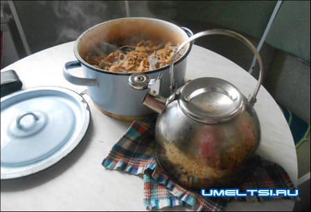 Гном из пластиковых бутылок своими руками Гном из пластиковых бутылок своими руками