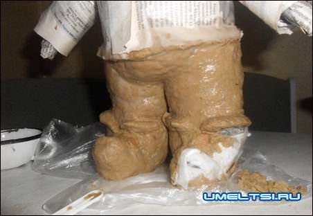 Гном из пластиковых бутылок своими руками Гном из пластиковых бутылок своими руками