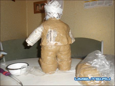 Гном из пластиковых бутылок своими руками Гном из пластиковых бутылок своими руками