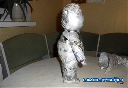 Гном из пластиковых бутылок своими руками Гном из пластиковых бутылок своими руками