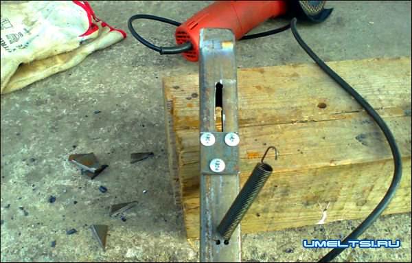 Стопор для распашных ворот Стопор для распашных ворот