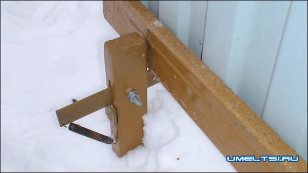 Стопор для распашных ворот Стопор для распашных ворот