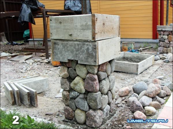 Столбы из камня Столбы из камня