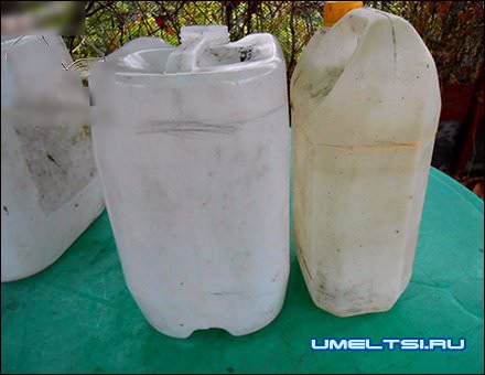 Уличный вазон-башмак Уличный вазон-башмак