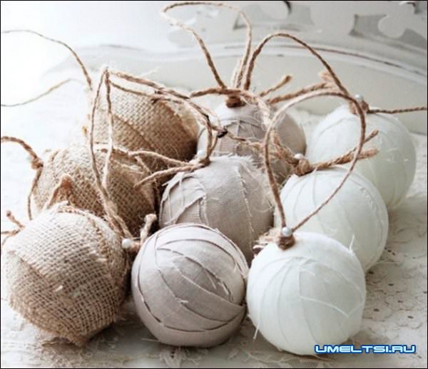новогодний шарик из ткани новогодний шарик из ткани