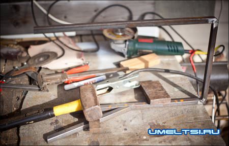 полочка к мангалу