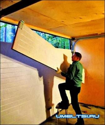 Автомобиль на даче Автомобиль на даче