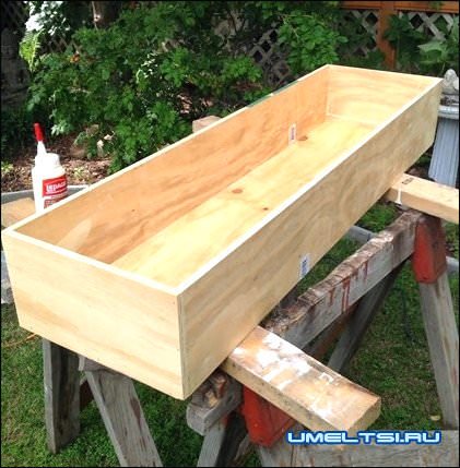 Водопад по стеклу