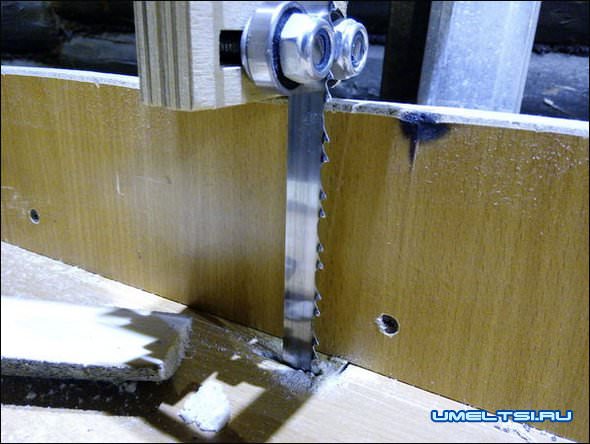 Ленточнопильный станок по дереву Ленточнопильный станок по дереву