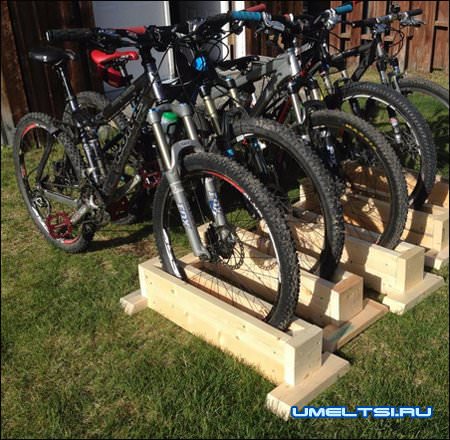 Держатели для велосипедов Держатели для велосипедов