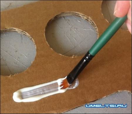 Прочный стул из картона Прочный стул из картона