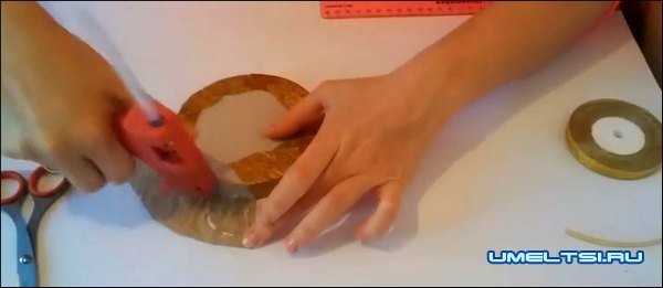 Новогодние часы своими руками-мастер класс Новогодние часы своими руками-мастер класс