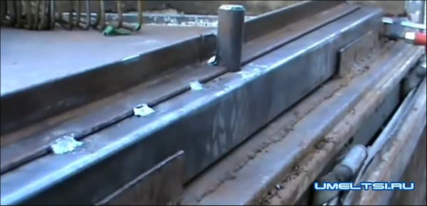 Гибочный станок для арматуры Гибочный станок для арматуры