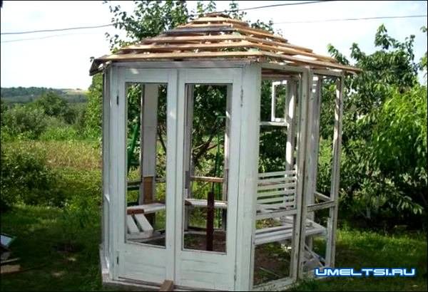 фото беседки из оконных рам фото беседки из оконных рам