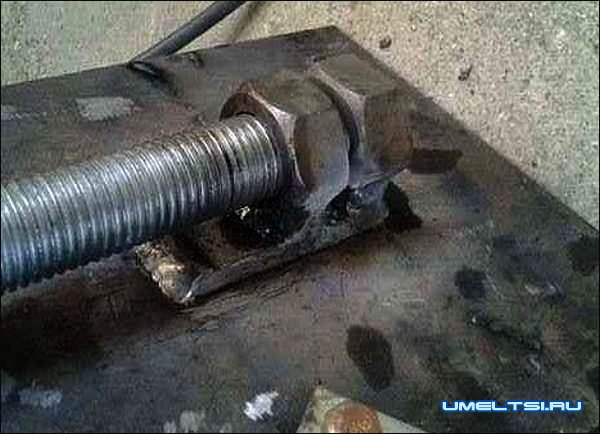 Тиски своими руками в домашней мастерской Тиски своими руками в домашней мастерской