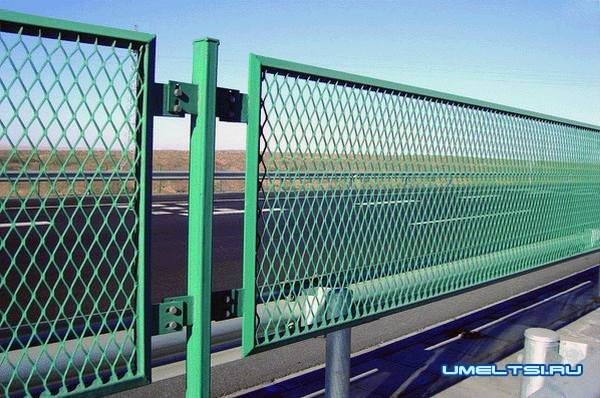 Заборы из сетки рабица Заборы из сетки рабица