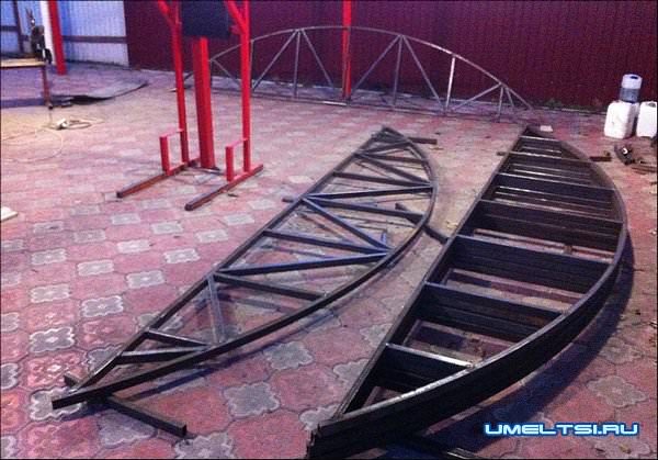 Навес для автомобиля своими руками из поликарбоната Навес для автомобиля своими руками из поликарбоната