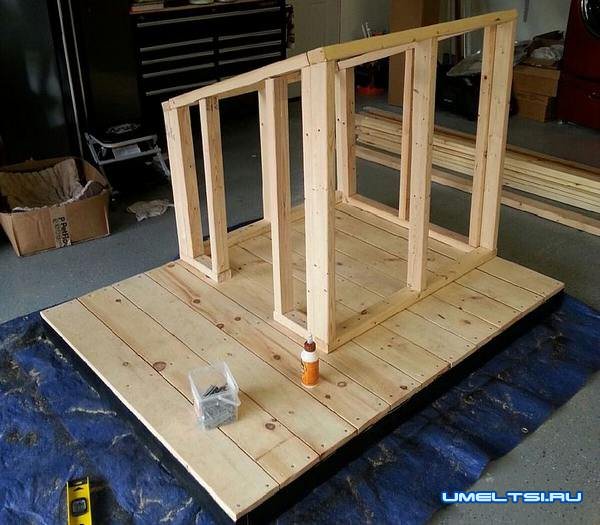 Закрепляем стенки