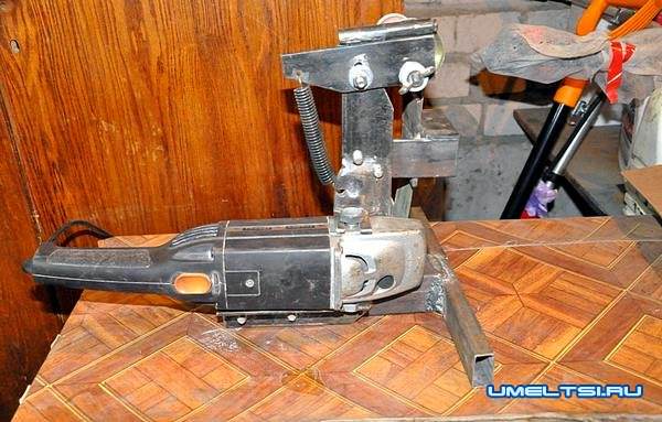 Шлифовальный станок из болгарки Шлифовальный станок из болгарки