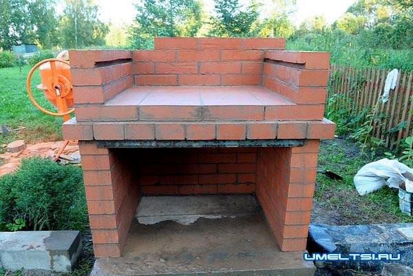 Примеры мангалов из кирпича: фото