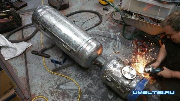 Коптильня из газовых баллонов своими руками Коптильня из газовых баллонов своими руками