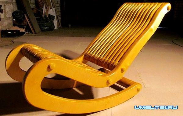 Наиболее распространенные модели кресла-качалки: фанера