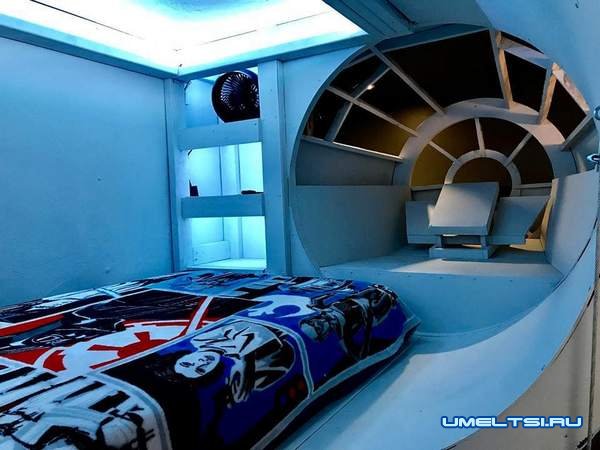 Кровать в виде космического корабля-фото Кровать в виде космического корабля-фото