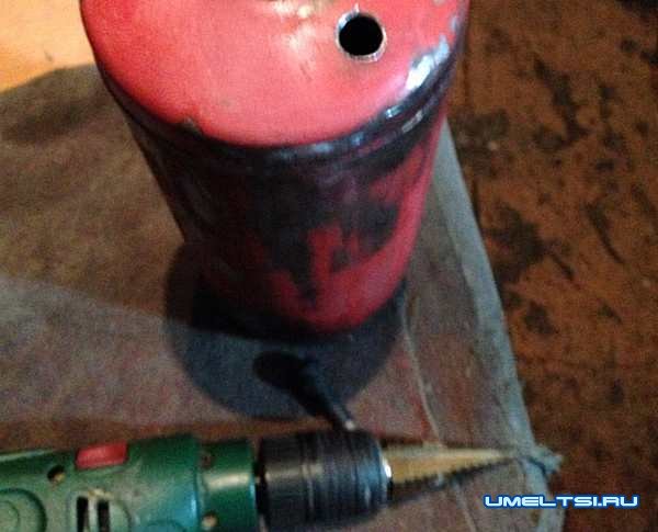 Нагнетатель масла из огнетушителя Нагнетатель масла из огнетушителя