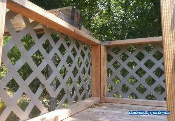 Строительство детского домика с качелями Строительство детского домика с качелями