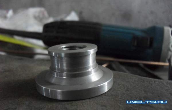 чертеж подшипника, ролика и натяжителя чертеж подшипника, ролика и натяжителя