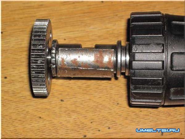 Ветрогенератор в домашних условиях Ветрогенератор в домашних условиях