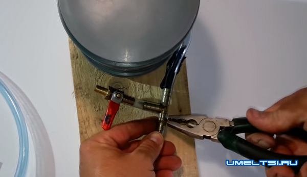 Как соорудить пластиковый домкрат-ход работ Как соорудить пластиковый домкрат-ход работ