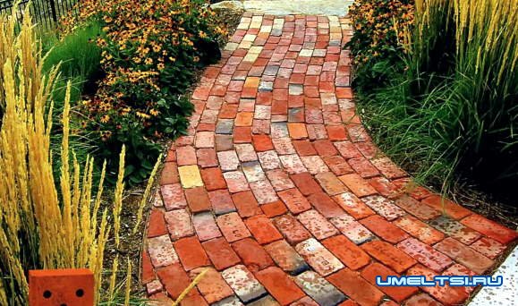 Из чего лучше сделать садовые дорожки