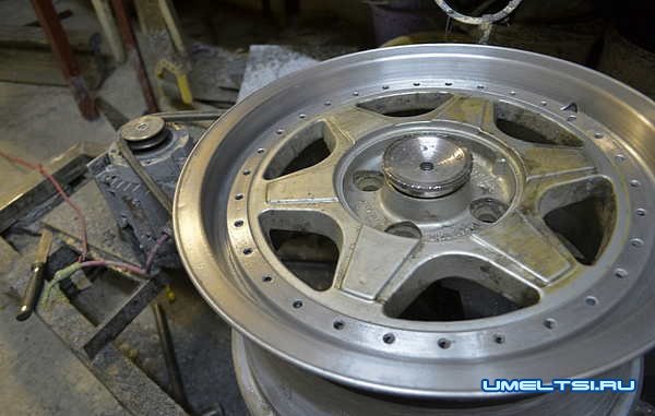 станок для полировки дисков станок для полировки дисков